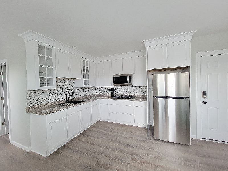 Furnished Finder property 431332_3 photo 16