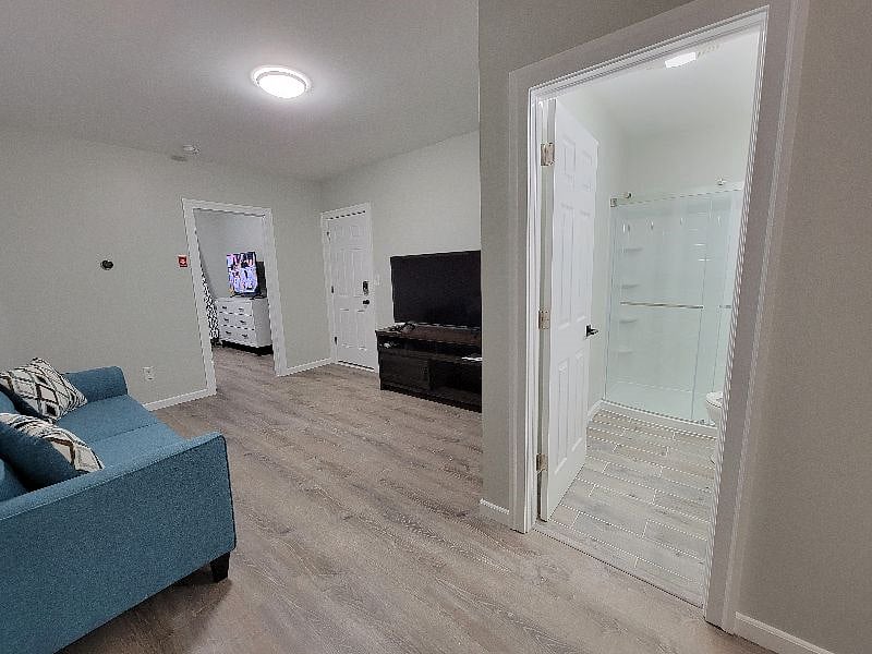 Furnished Finder property 431332_3 photo 28