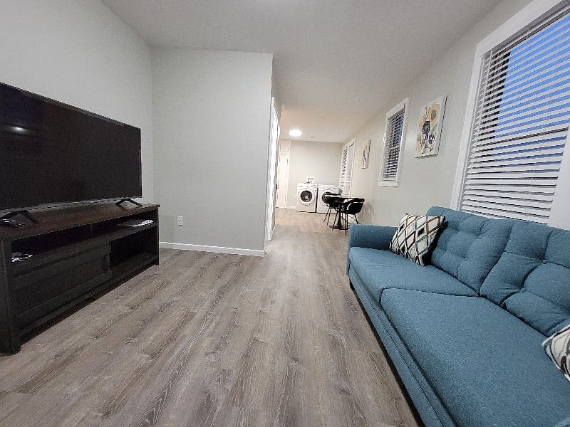 Furnished Finder property 431332_3 photo 29