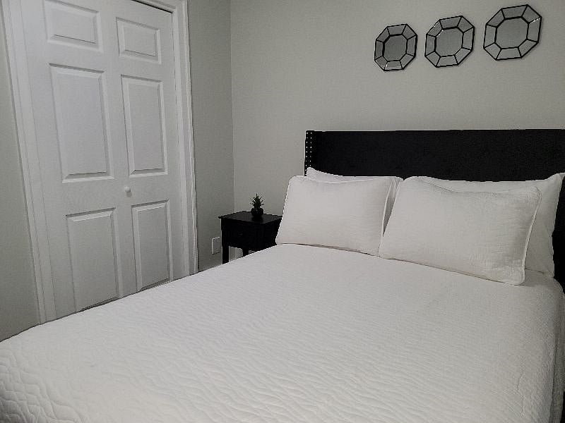 Furnished Finder property 431332_3 photo 32