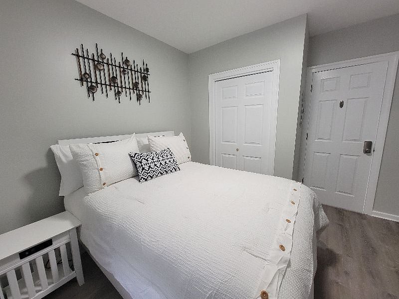 Furnished Finder property 431332_4 photo 8