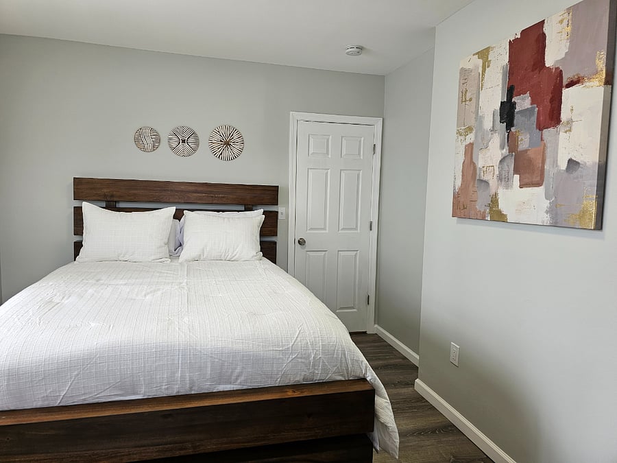 Furnished Finder property 431332_6 photo 3