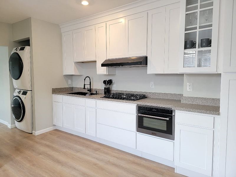 Furnished Finder property 431332_7 photo 6