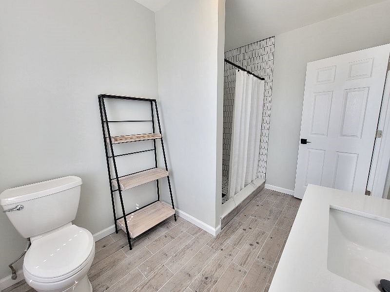 Furnished Finder property 431332_7 photo 12