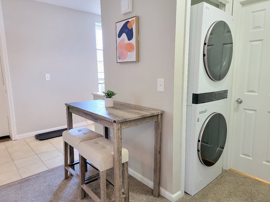 Furnished Finder property 431332_9 photo 12