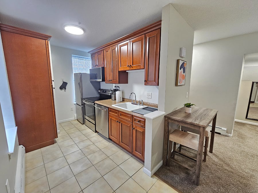 Furnished Finder property 431332_9 photo 16