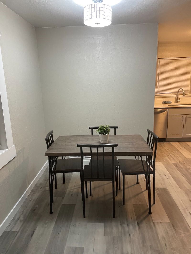 Furnished Finder property 431406_1 photo 6