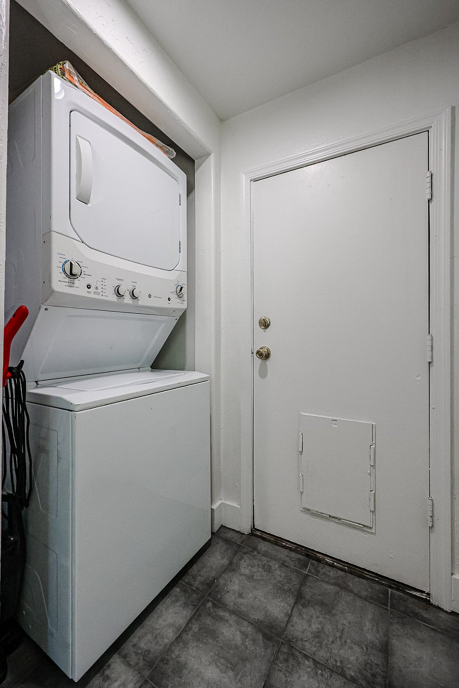 Furnished Finder property 431417_1 photo 21
