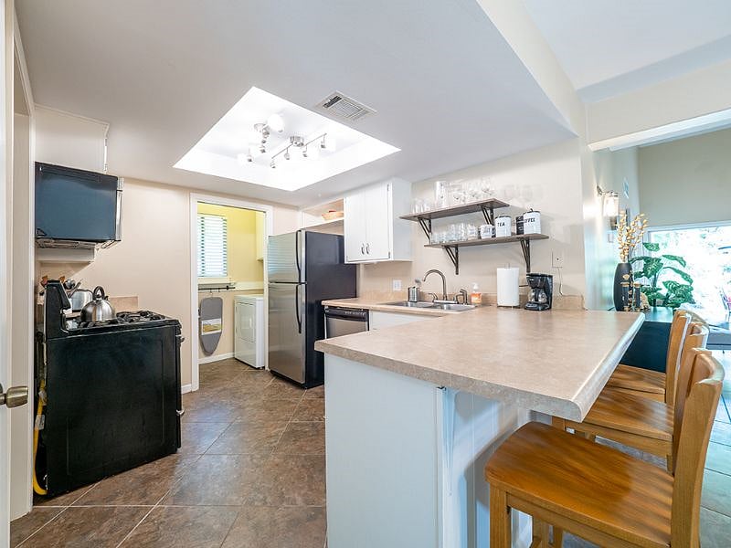 Furnished Finder property 431472_2 photo 17