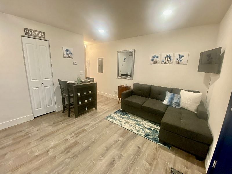 Furnished Finder property 431550_1 photo 13