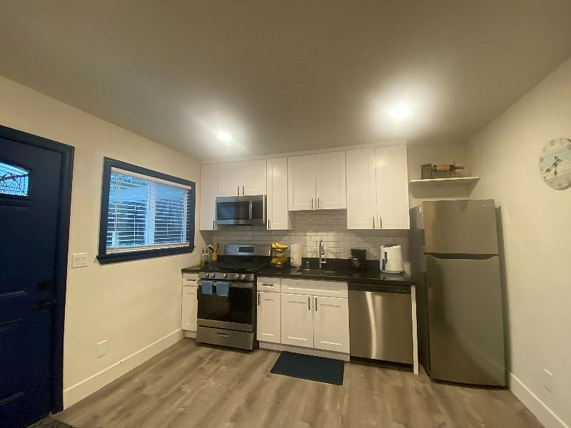 Furnished Finder property 431550_1 photo 10