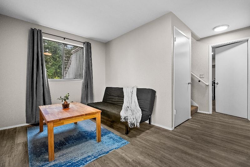 Furnished Finder property 431617_2 photo 21