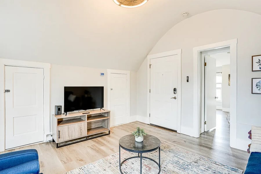 Furnished Finder property 431645_1 photo 3