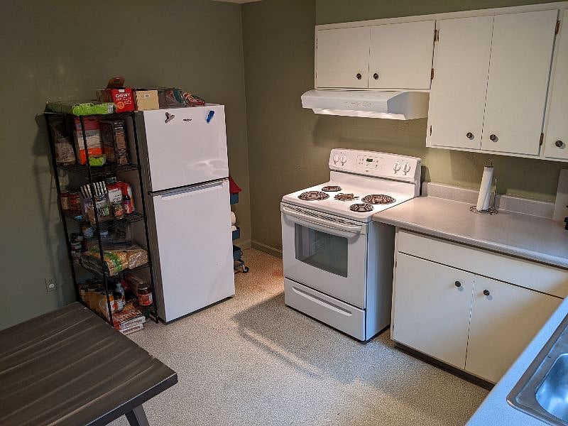 Furnished Finder property 431662_1 photo 4