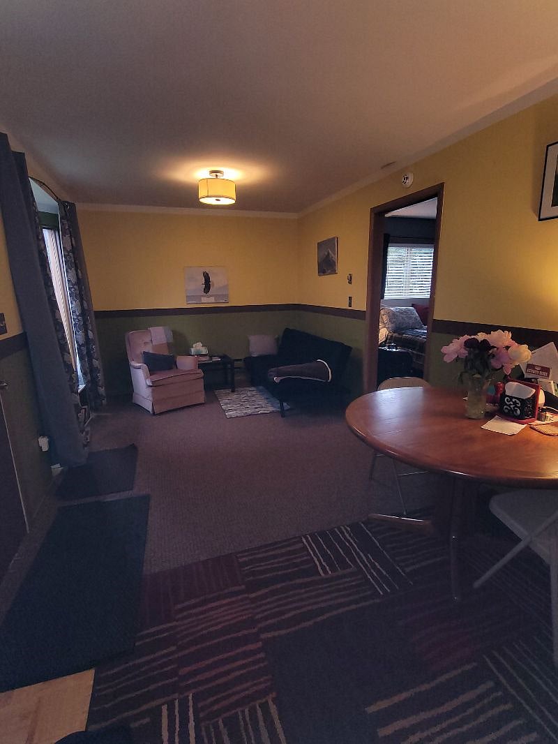Furnished Finder property 431663_1 photo 3