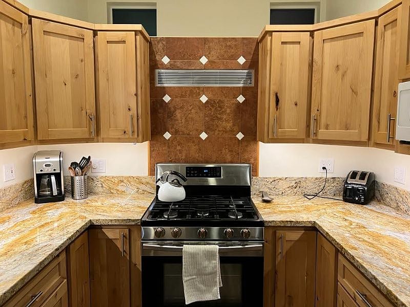 Furnished Finder property 431722_1 photo 11