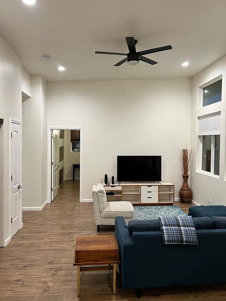 Furnished Finder property 431722_1 photo 15