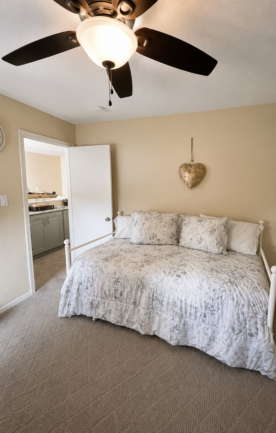 Furnished Finder property 431768_1 photo 25