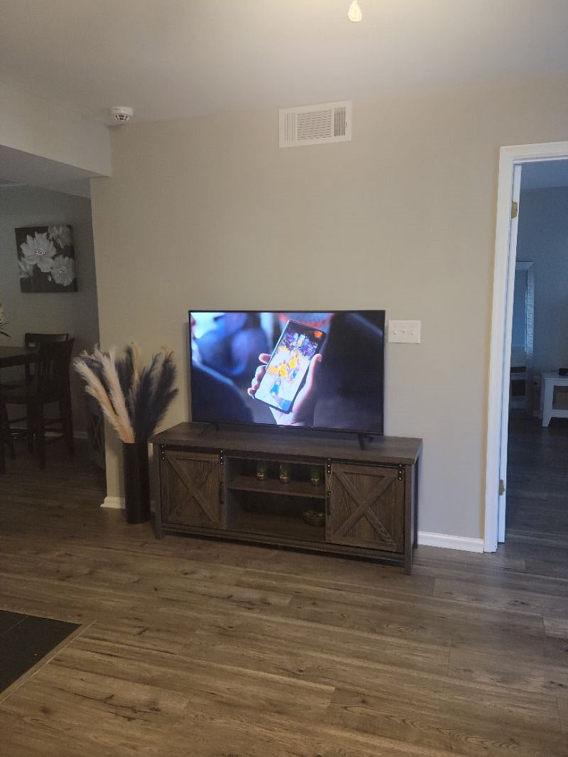 Furnished Finder property 431782_1 photo 9