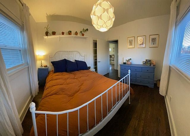 Back bedroom for rent