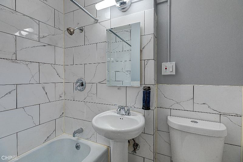 Furnished Finder property 431806_1 photo 8