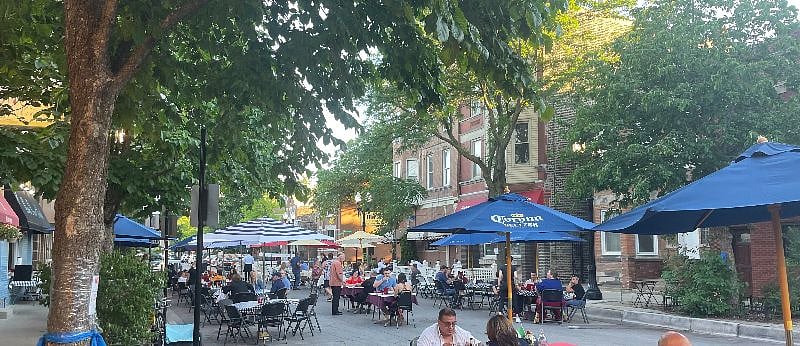 Al fresco dining - street is blocked off on weekends for Italian restaurants to offer additional outdoor seating. This is right outside the apartment