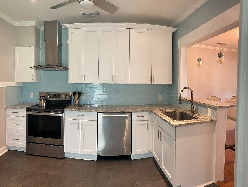 Furnished Finder property 431859_1 photo 7