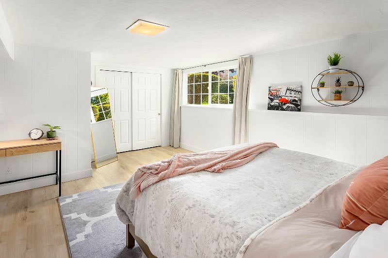 Most comfortable Queen sized bed in town! *according to guests