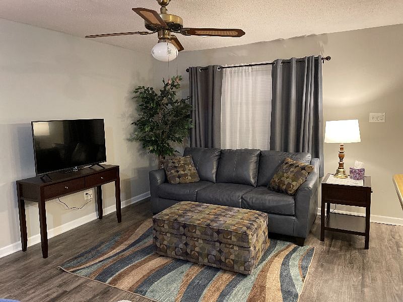 Furnished Finder property 431978_1 photo 3