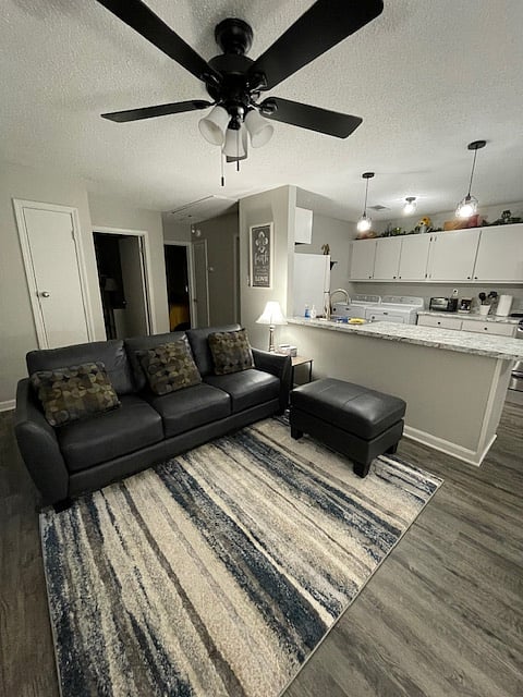 Furnished Finder property 431978_2 photo 6