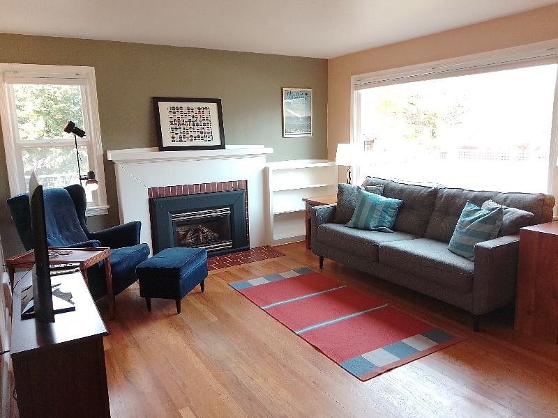 Furnished Finder property 432000_1 photo 3