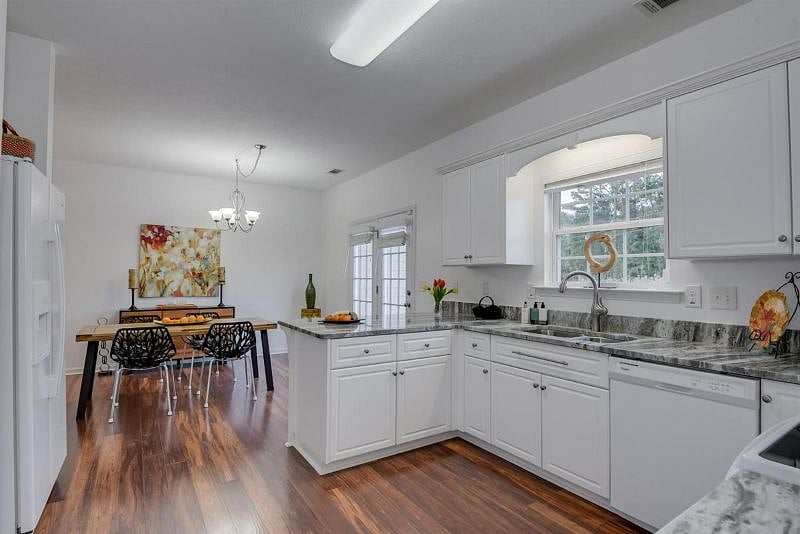 Furnished Finder property 432009_1 photo 12