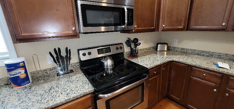 Furnished Finder property 432088_1 photo 24