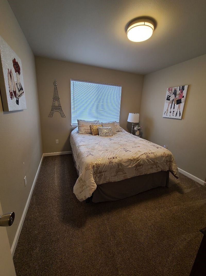 Furnished Finder property 432093_1 photo 9