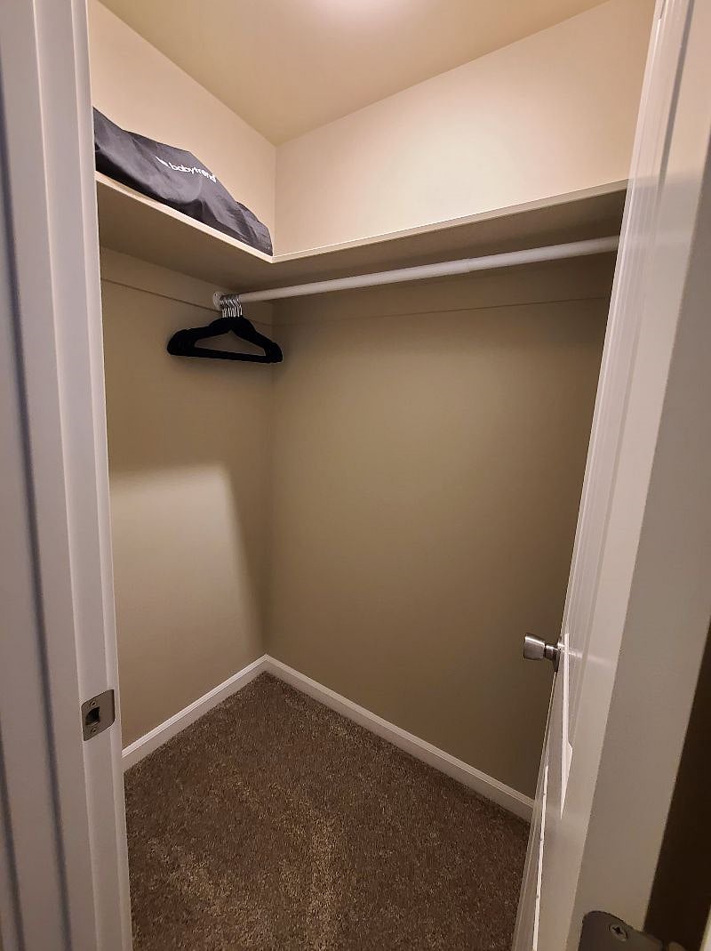 Furnished Finder property 432093_1 photo 12