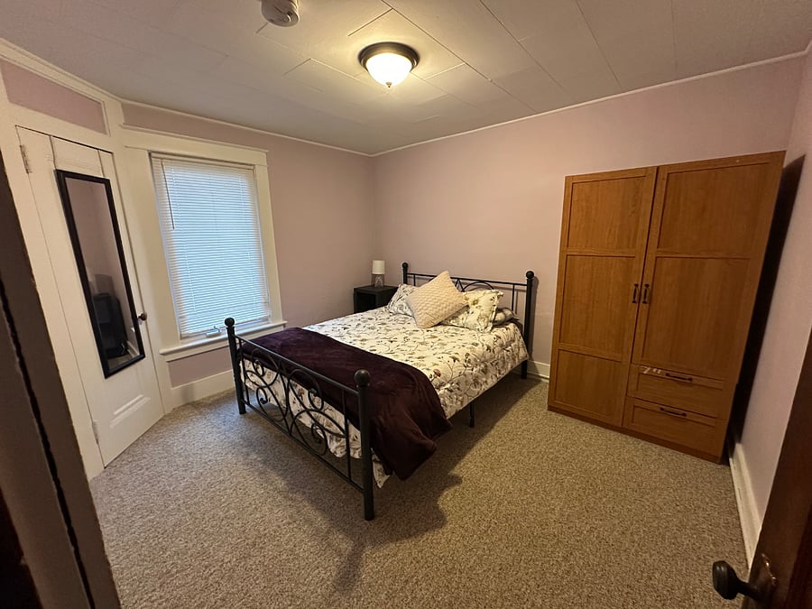 Furnished Finder property 432167_1 photo 4