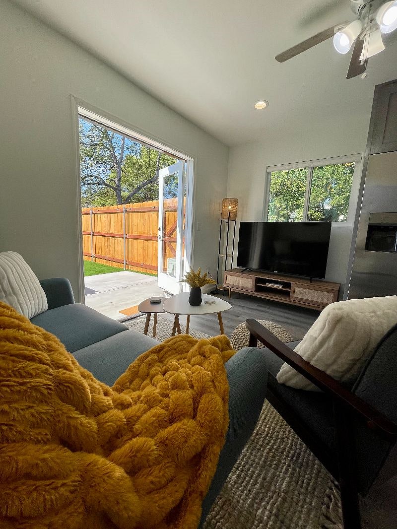 Furnished Finder property 432168_1 photo 5