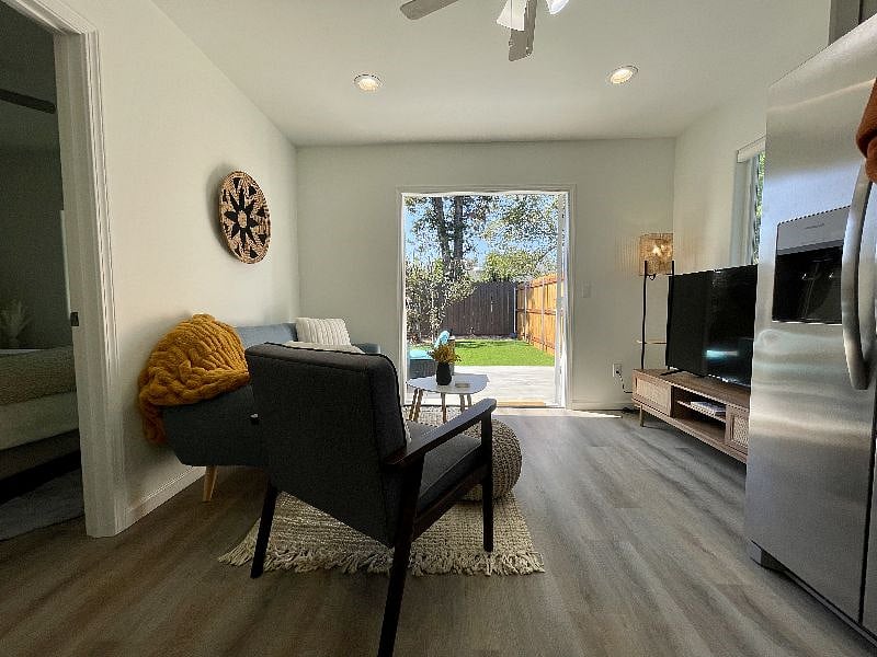 Furnished Finder property 432168_1 photo 6