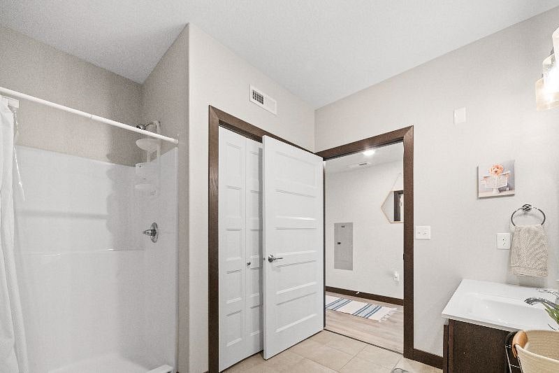 Furnished Finder property 432193_1 photo 14