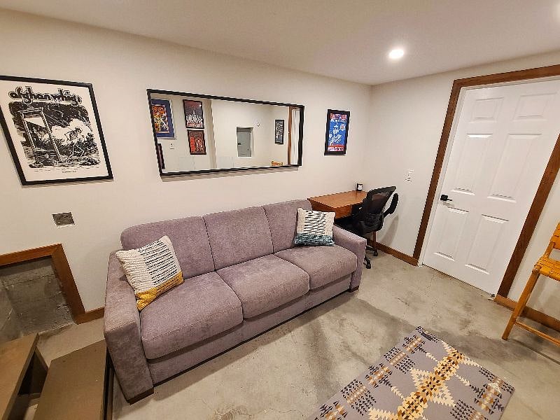 Furnished Finder property 432197_1 photo 30