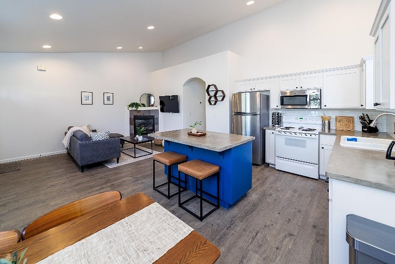 Furnished Finder property 432205_1 photo 3