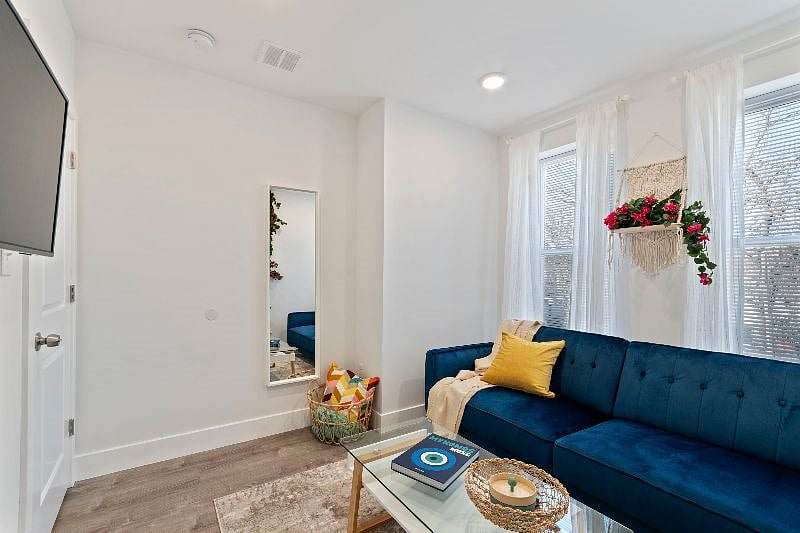 Furnished Finder property 432240_1 photo 11