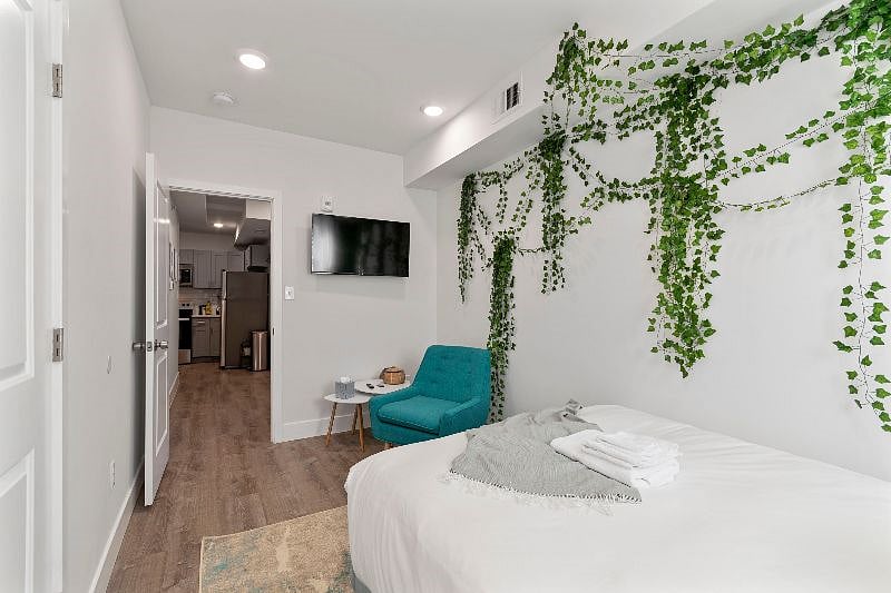 Furnished Finder property 432240_1 photo 9