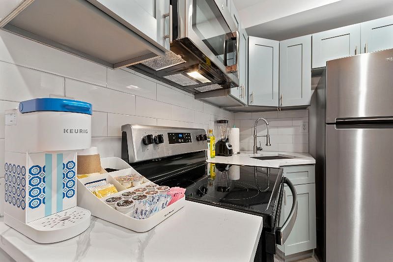 Furnished Finder property 432240_1 photo 6
