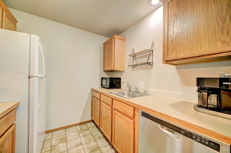 Furnished Finder property 432257_1 photo 6