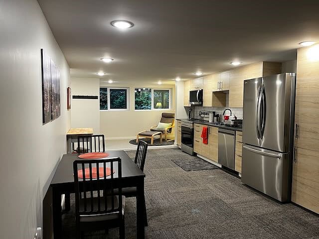 Furnished Finder property 432264_2 photo 6