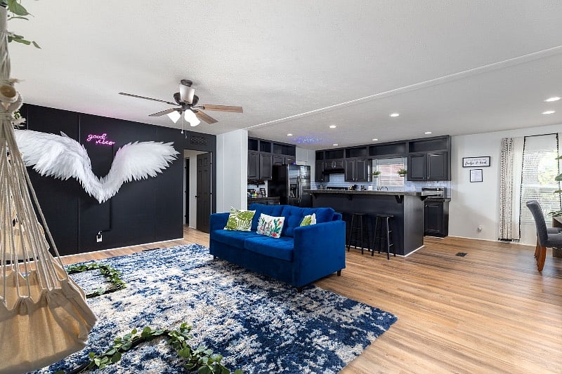 Furnished Finder property 432272_1 photo 2