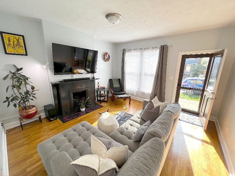 Furnished Finder property 432311_1 photo 5