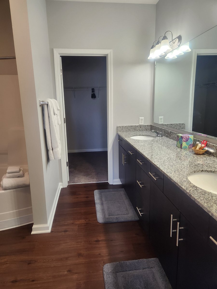 Furnished Finder property 432380_1 photo 6