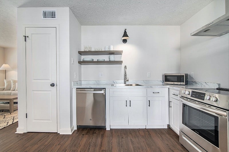 Furnished Finder property 432402_1 photo 10